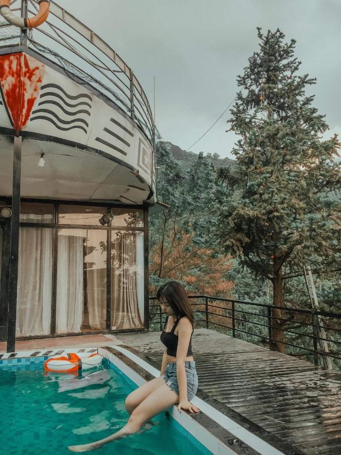 Du Thuyen Tam Dao Hotel Ханой Екстериор снимка
